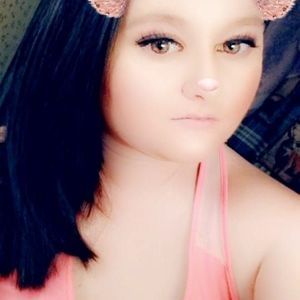 Meet your Posher, Cassandra